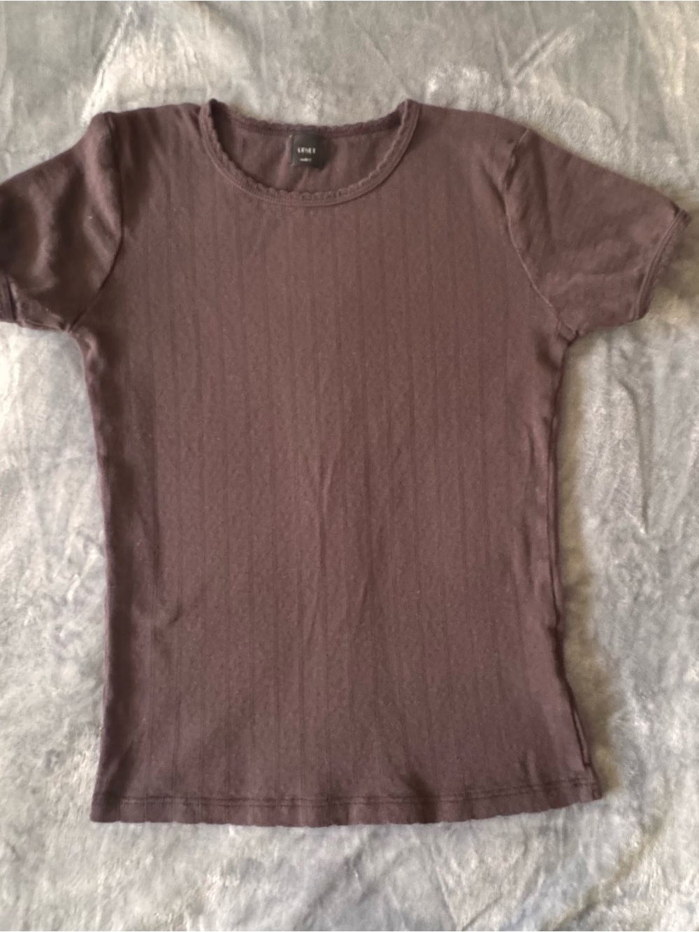 LESET Short Sleeve Ribbed Tee in Mauve